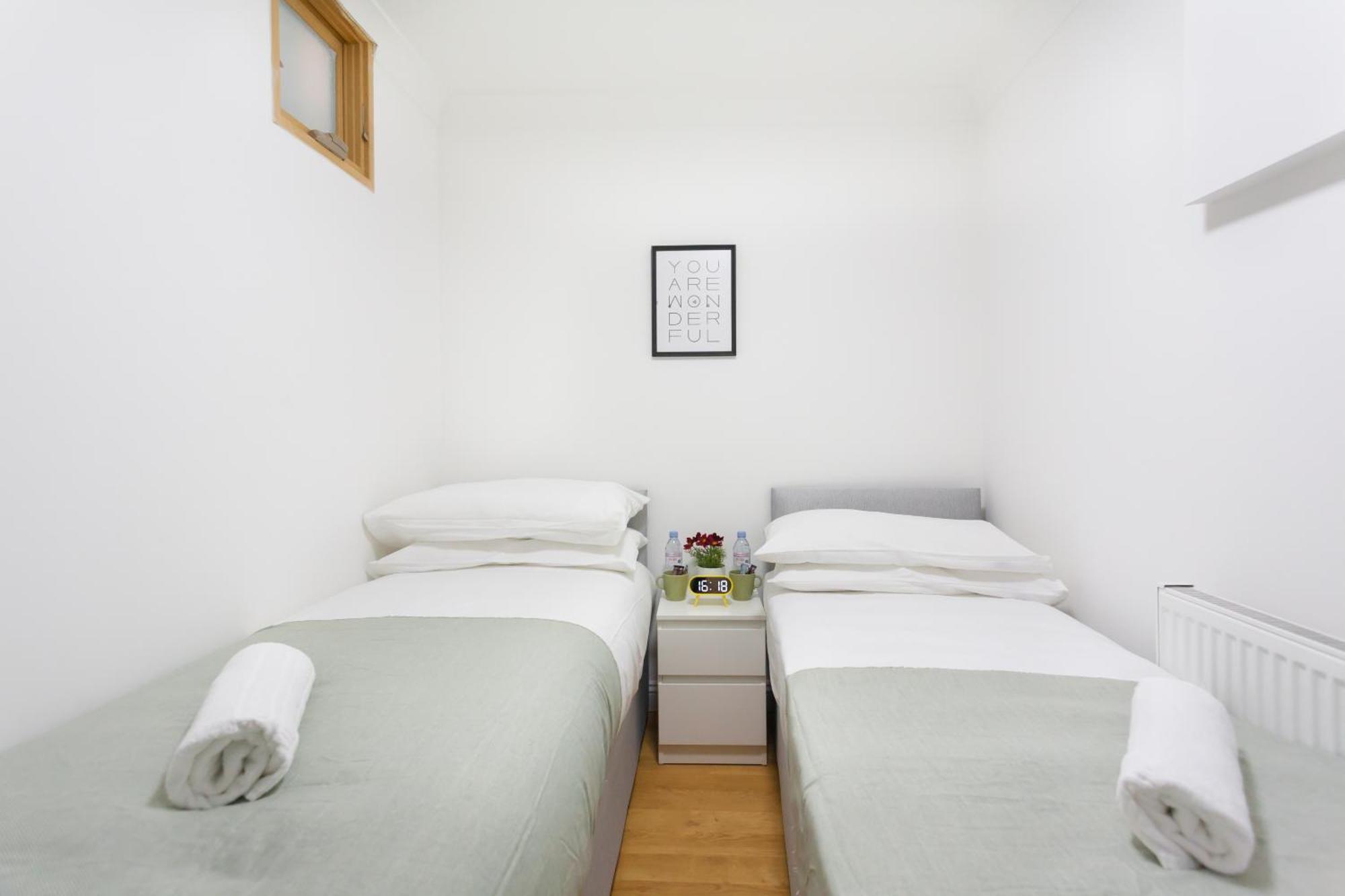 Eurostar Rooms Londra Exterior foto